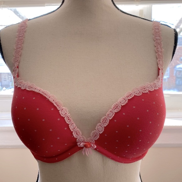 Victoria Secret Bra 36C - Picture 1 of 7